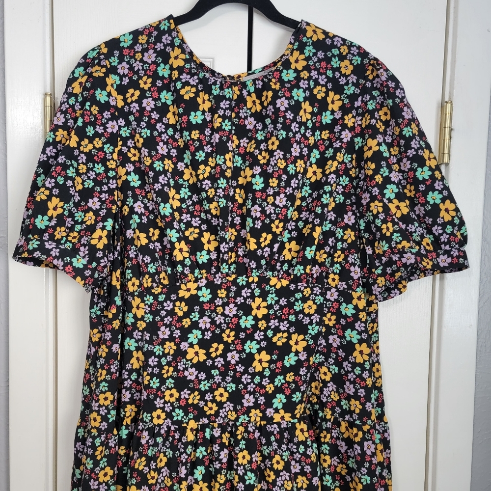 Size 16 ASOS Curve Black floral print dress